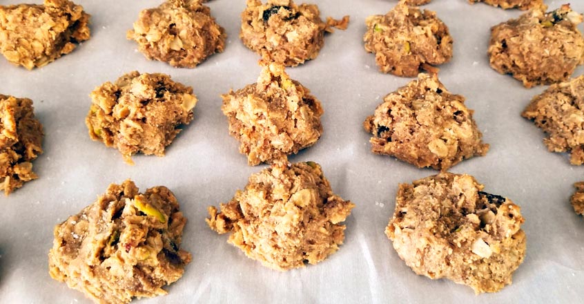 Oatmeal Holiday Cookies