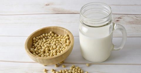 Featured image of post Simple Way to Benefits Of Drinking Soy Milk Everyday