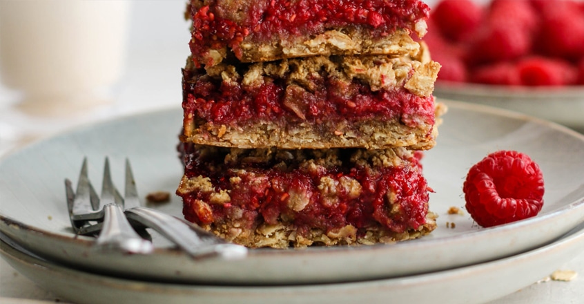 Raspberry Oat Crumble Bars